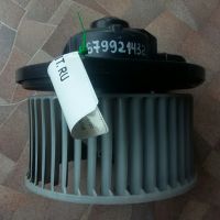 Мотор вентилятора печки MR568593