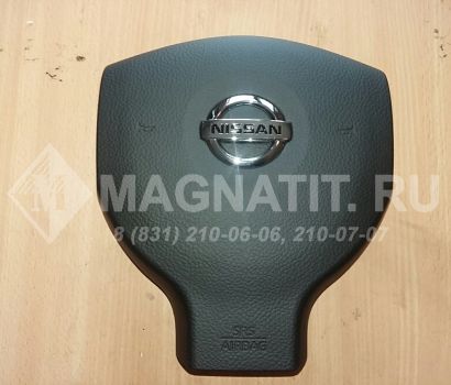 Накладка подушки безопасности на рулевое колесо 98510EM28A Nissan Tiida (C11)