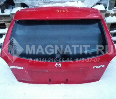 Дверь багажника со стеклом B25R62020G  Mazda Familia (BJ5P)