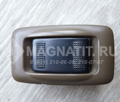 Кнопка стеклоподъёмника задняя правая GE4T66380A90, GE4T66380C90 Mazda 323 (BJ)