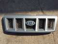 Решётка радиатора 0K07050710 дефект Kia Sportage I (K00)