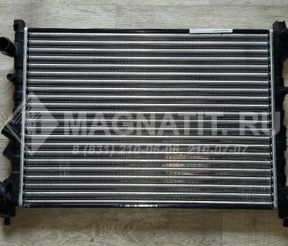 Радиатор охлаждения двигателя основной 7701038237, 583832P Renault Laguna I