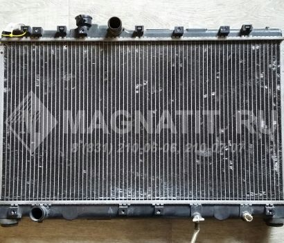 Радиатор охлаждения двигателя основной МКПП  164007A640 Toyota Altezza (SXE10)