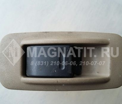 Кнопка стеклоподъёмника с накладкой задняя правая 8481012080, 8465632020E0 Toyota Camry Vista (CV40, SV40)